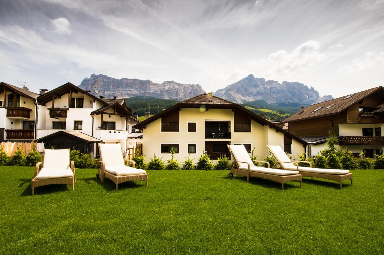 Pensione Camoscio La Villa  Esterno foto